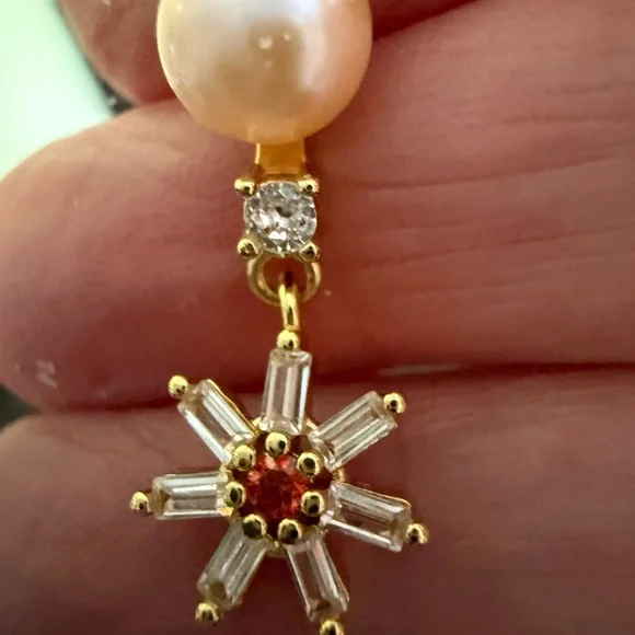 Pearl & Ruby & Rhinestone Earrings - Picture 3 of 4